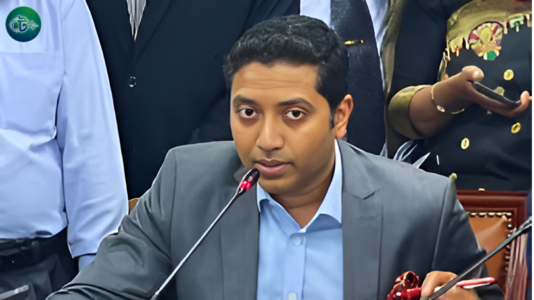 প্রাথমিক বিদ্যালয়ে সশরীরে ক্লাস চলবে এখনই অনলাইন ক্লাসের কথা ভাবছে না সরকার