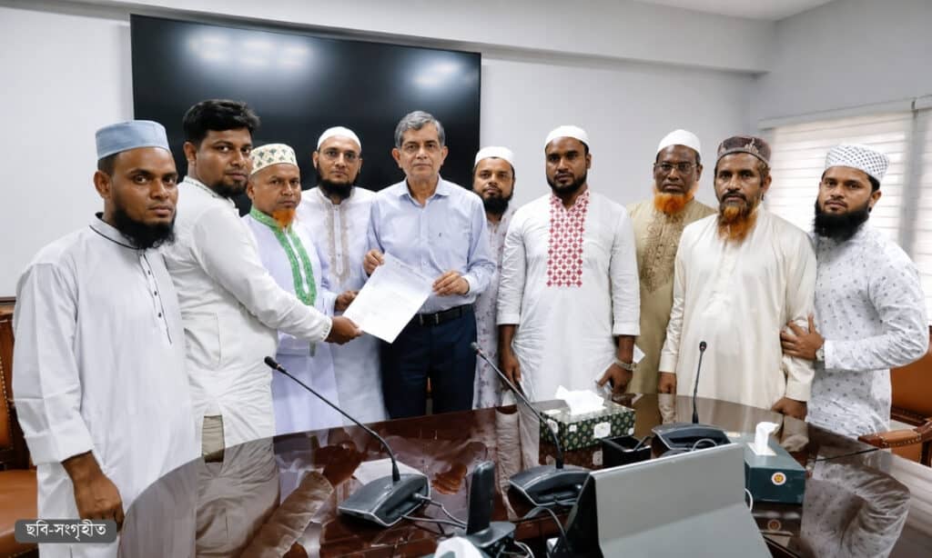 ইবতেদায়ি মাদরাসা জাতীয়করণ না হলে ১৫ জুন ধর্মঘটের হুঁশিয়ারি