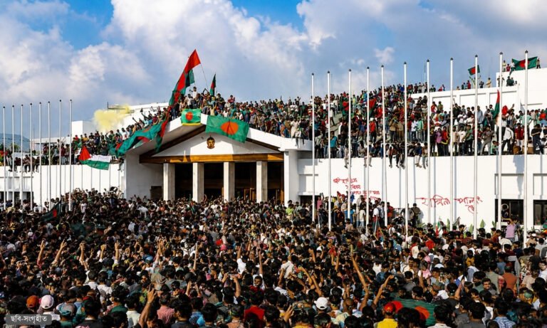 জুলাই গণঅভ্যুত্থান দিবস উপলক্ষে শিক্ষাপ্রতিষ্ঠানে নতুন নির্দেশনা
