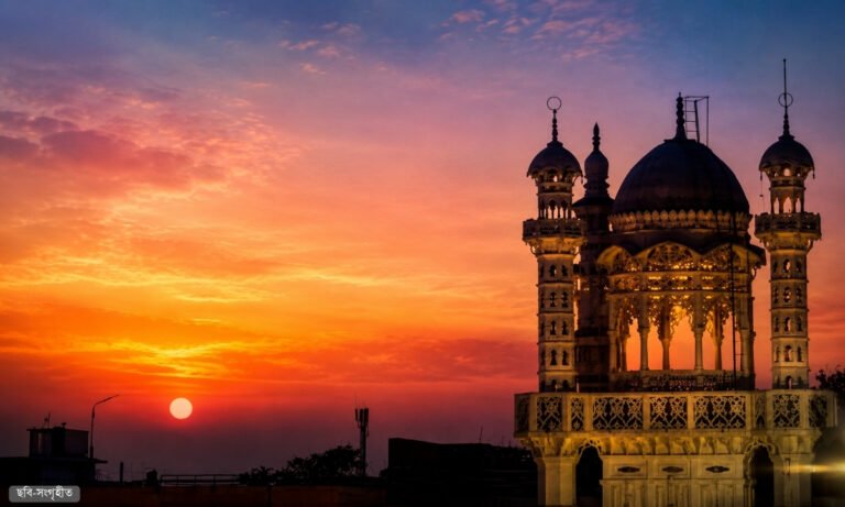 কিয়ামতের দিন আল্লাহর আরশের ছায়া পাবেন যে ৭ শ্রেণির মানুষ