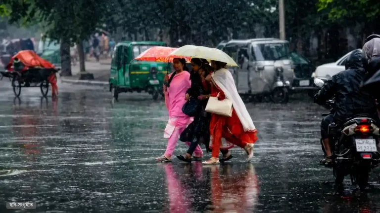 দুপুরের মধ্যে যেসব অঞ্চলে বজ্রবৃষ্টির আভাস, নদীবন্দরে ১ নম্বর সংকেত