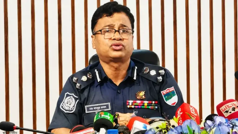 অপরাধীর ক্ষেত্রে রাজনৈতিক পরিচয় নয়, আইনের ভিত্তিতেই ব্যবস্থা-ডিআইজি