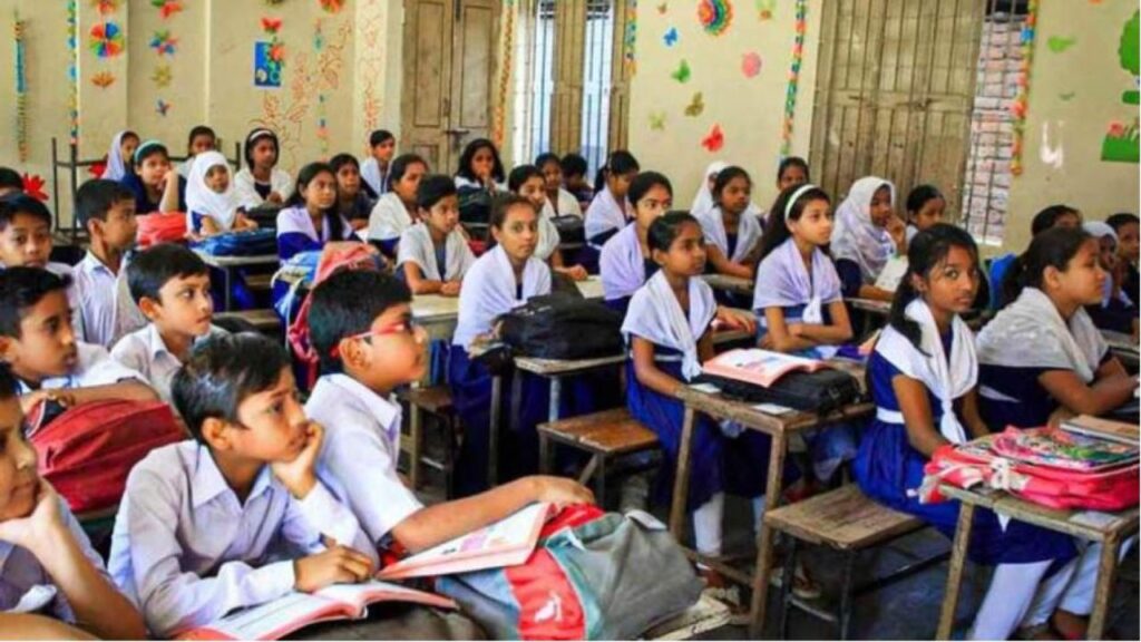 বৃত্তি পেয়েও টাকা পায়নি ইবতেদায়ি শিক্ষার্থীরা: অধিদপ্তরে শিক্ষক পরিষদের স্মারকলিপি