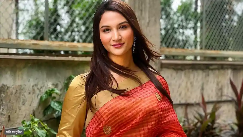 ছেলে থেকে মেয়ে হয়ে পেলেন ক্রিকেট খেলার অনুমতি