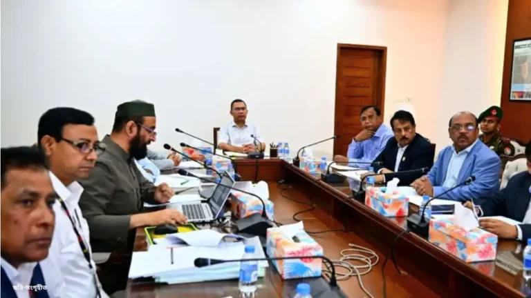 ঢাকার চারপাশের নৌপথ আবার চালু হচ্ছে বেসরকারি কোম্পানিও চালাতে পারবে ওয়াটার বাস