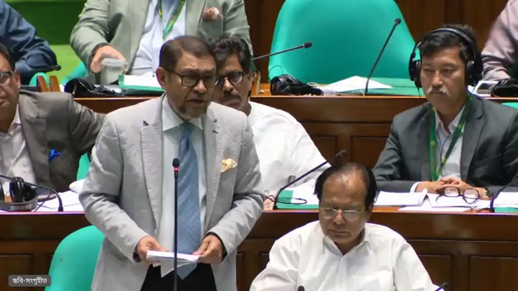 সাড়ে ১১ হাজার চিকিৎসক নিয়োগ দেবে সরকার: স্বাস্থ্যমন্ত্রী