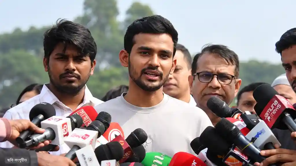 ১১ হাজার কোটি টাকা পাচারের অভিযোগ, দুদকের অনুসন্ধান নিয়ে যা বললেন আসিফ মাহমুদ