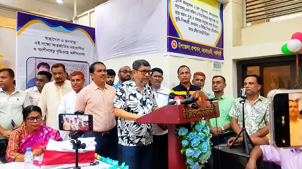 বেহেস্তের টিকিট বিক্রিকারীরা আবার ফ্যাসিস্টদের সঙ্গে হাত মিলিয়েছে: স্বাস্থ্যমন্ত্রী