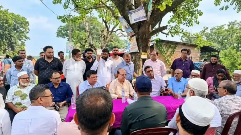 আহসানগঞ্জ রেলওয়ে স্টেশনে আধুনিক প্ল্যাটফর্ম নির্মাণে মতবিনিময়